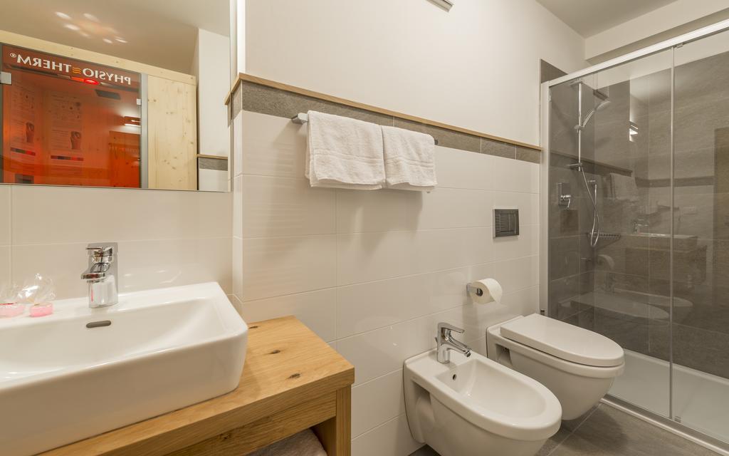 Waldheim Appartements Brixen Rum bild